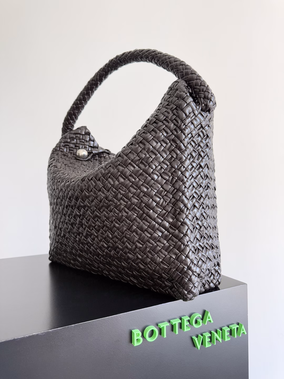 BOTTEGA VENETA's new product, large Tosca Baci. Baci means 