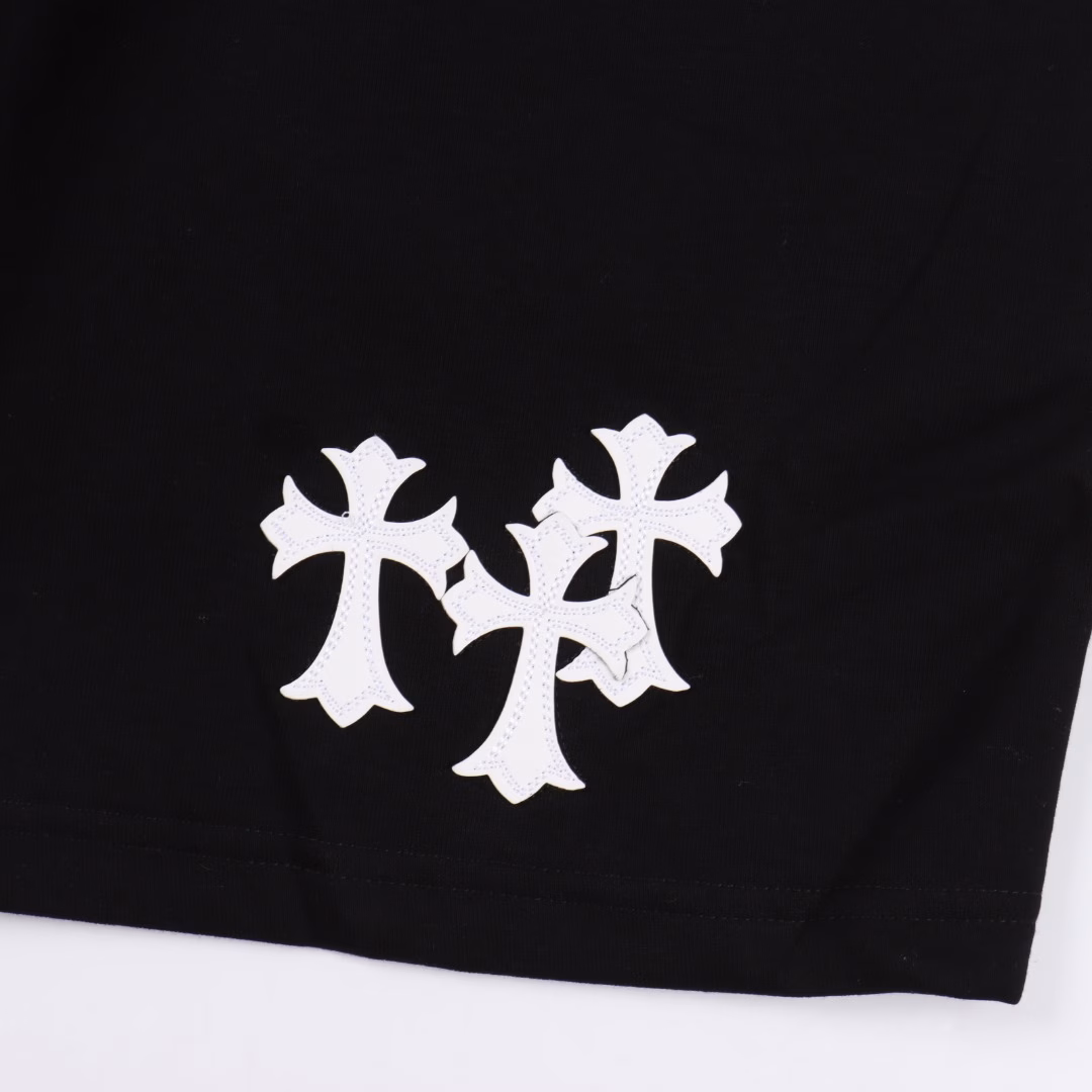 Chrome Heartsch 25ss embroidered white label cross shortsHand-cranked custom leather labelsThe design of the elastic waist and drawstring waistband ensures a comfortable fit. The custom-made fabric has a loose fit