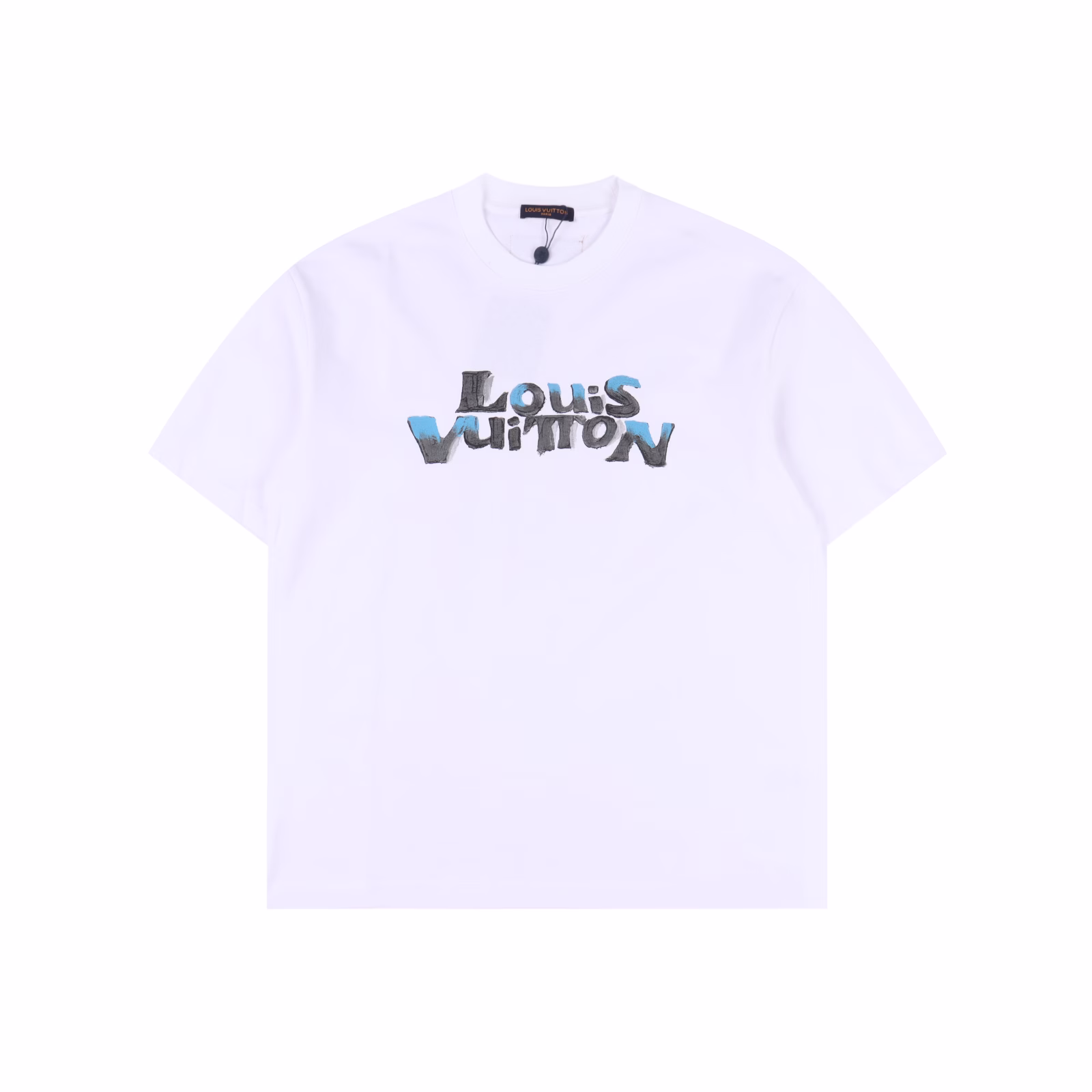 Louis Vuitton 25ss hand-painted graffiti rabbit head print short sleeveThe new summer channel limited edition retro brand logo is simple yet stylish. The summer street style is cool and the couple's temperament style is in white and black. Two colors are recommended for purchase. The custom-made high-weight knitted pure cotton fabric provided by the customer has a solid hand feel and looks very upscale when worn. It is soft and delicate. The beige version is made with a regular washed process, exuding a sense of style while still being fashionable and having a very street vibe. It is a must-have versatile item for high streets! The color matching is processed with the latest version of the computer printing system, which is very exquisite and shows your taste, allowing people to know at a glance what you are wearing. It combines taste and a sense of style. The loose OS cut is in line with the current trend aesthetic!