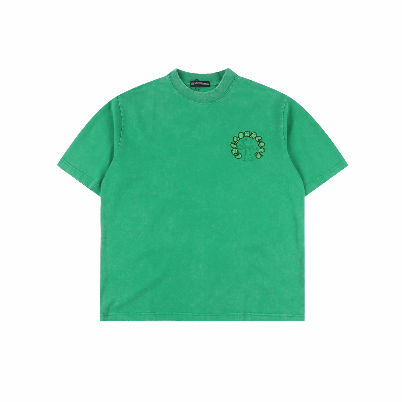 Kloxin 25ss Sanskrit Horseshoe Cross Patch embroidered Washed short-sleeved T-shirtHeavy industry style show private customization series, whole garment aged laser embossed customization, 300g double gauze fabricThe American-style acid-washed aged original fabric is laser-burned and embroidered with applioned fabric on the back. The letter applioned fabric is embroidered, making it very comfortable to wearIt is low-key yet luxurious, looking very classy when worn. After heavy washing, the clothes are very soft and not picky about the wearerThe upper body is absolutely stylish and extremely luxurious. The original mold has passed the appraisal and the label is received100% silk washed water label original version tag with hanging rope sleeve hole alignment techniqueThe OS's loose and off-the-shoulder design makes it easy for any body type to wear