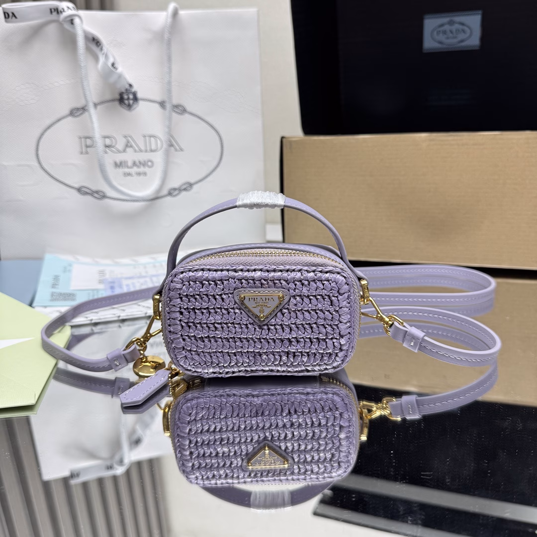New Woven handbag 🎉🎉 This mini bag is hand-woven, printed nylon lining, cowhide handle and a detachable calfskin long shoulder strap. Beautiful yet functional design, 😍😍 space for lipstick 💄/ headphones/keys 🚗…. A must-have in summer. It's so beautiful. It's worth buying.