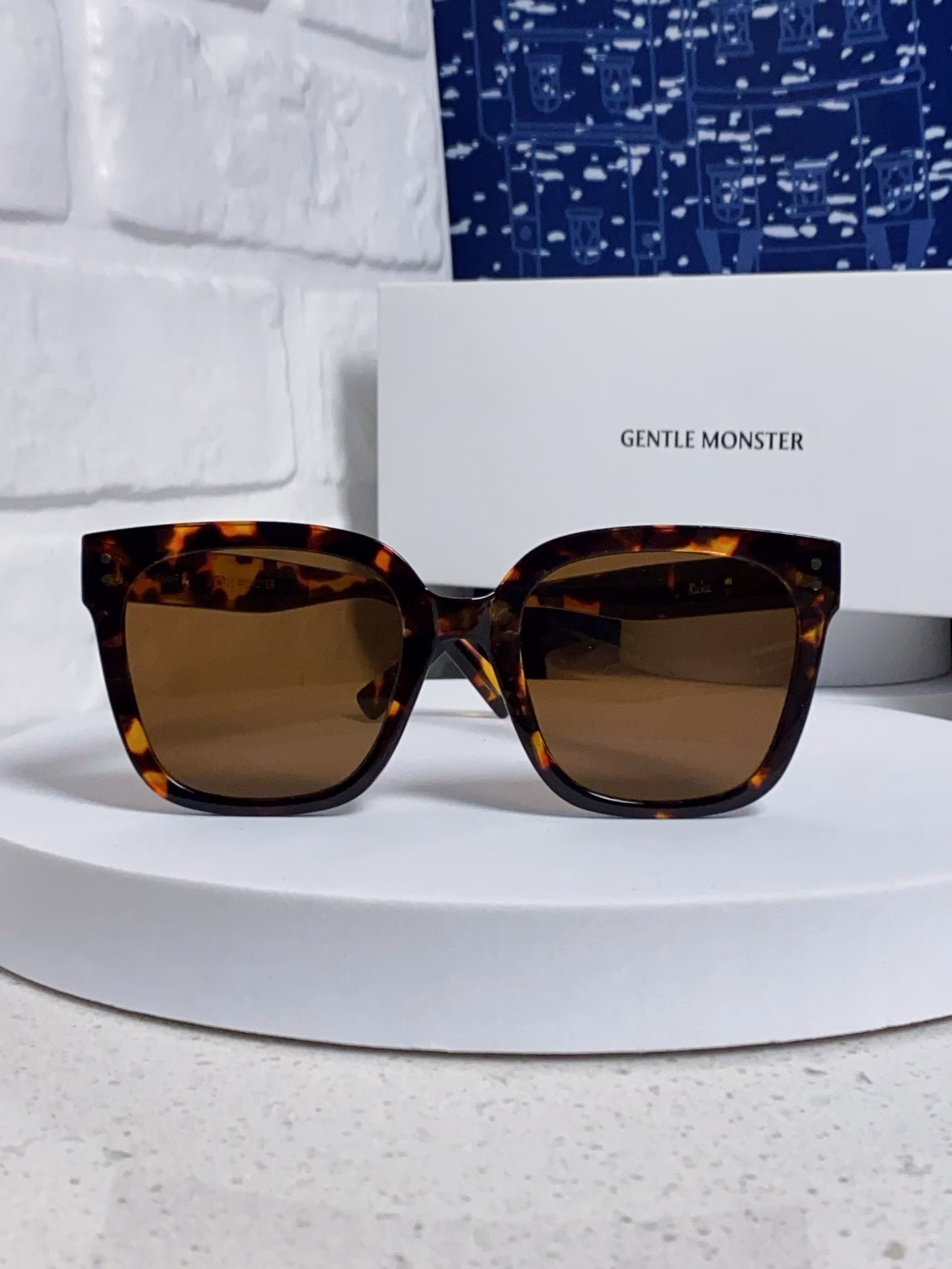 Gentle Moster(GM) sunglasses, Korean version, trendy polarized sunglasses, women's square frame, Jennie's style, big face, Internet celebrity's style, European and American
