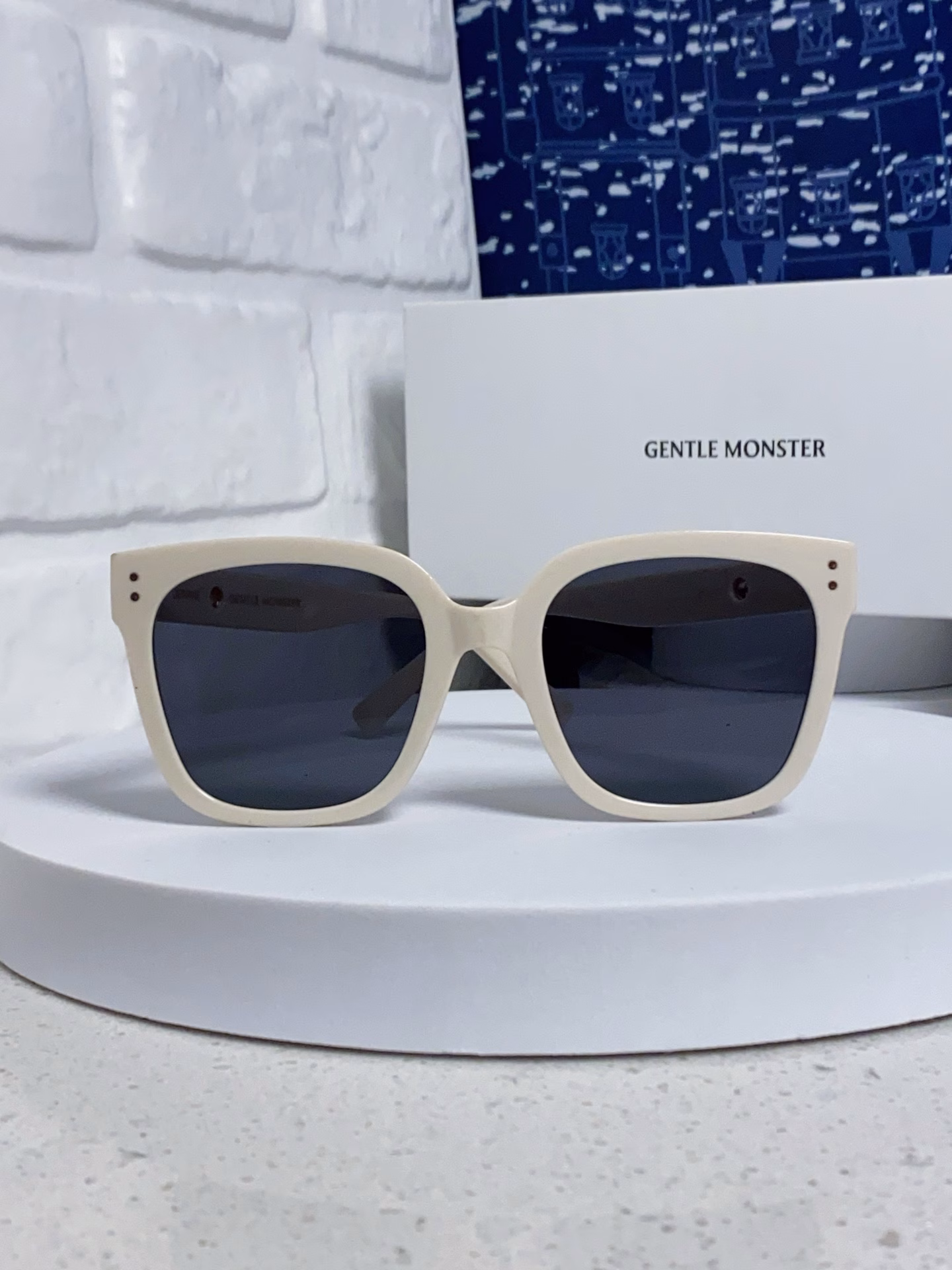 Gentle Moster(GM) sunglasses, Korean version, trendy polarized sunglasses, women's square frame, Jennie's style, big face, Internet celebrity's style, European and American