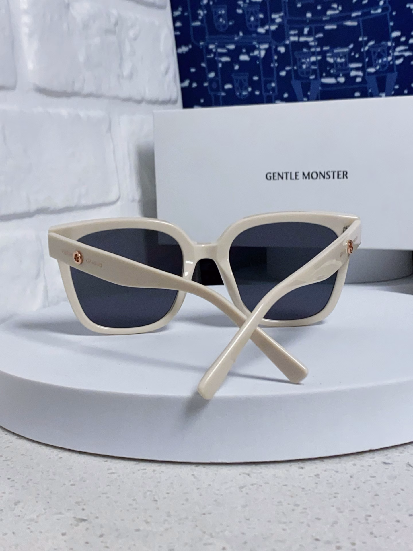 Gentle Moster(GM) sunglasses, Korean version, trendy polarized sunglasses, women's square frame, Jennie's style, big face, Internet celebrity's style, European and American
