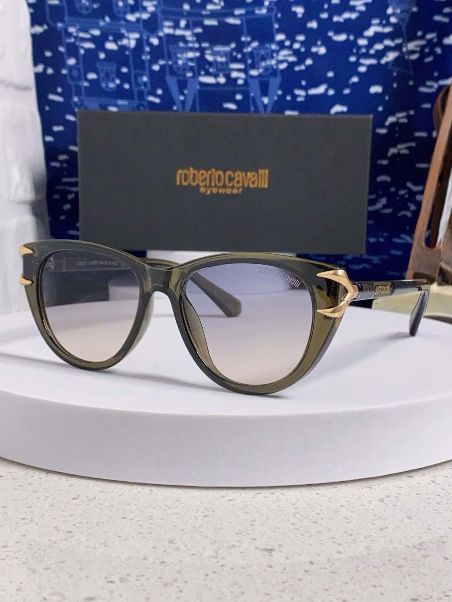 RobertoCavalli's 2025 new polarized sunglasses for women, Korean version, trendy and fashionable round face sunglasses, and UV-resistant glasses