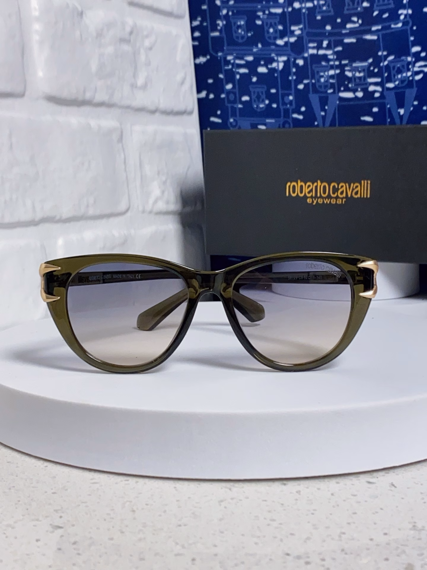 RobertoCavalli's 2025 new polarized sunglasses for women, Korean version, trendy and fashionable round face sunglasses, and UV-resistant glasses