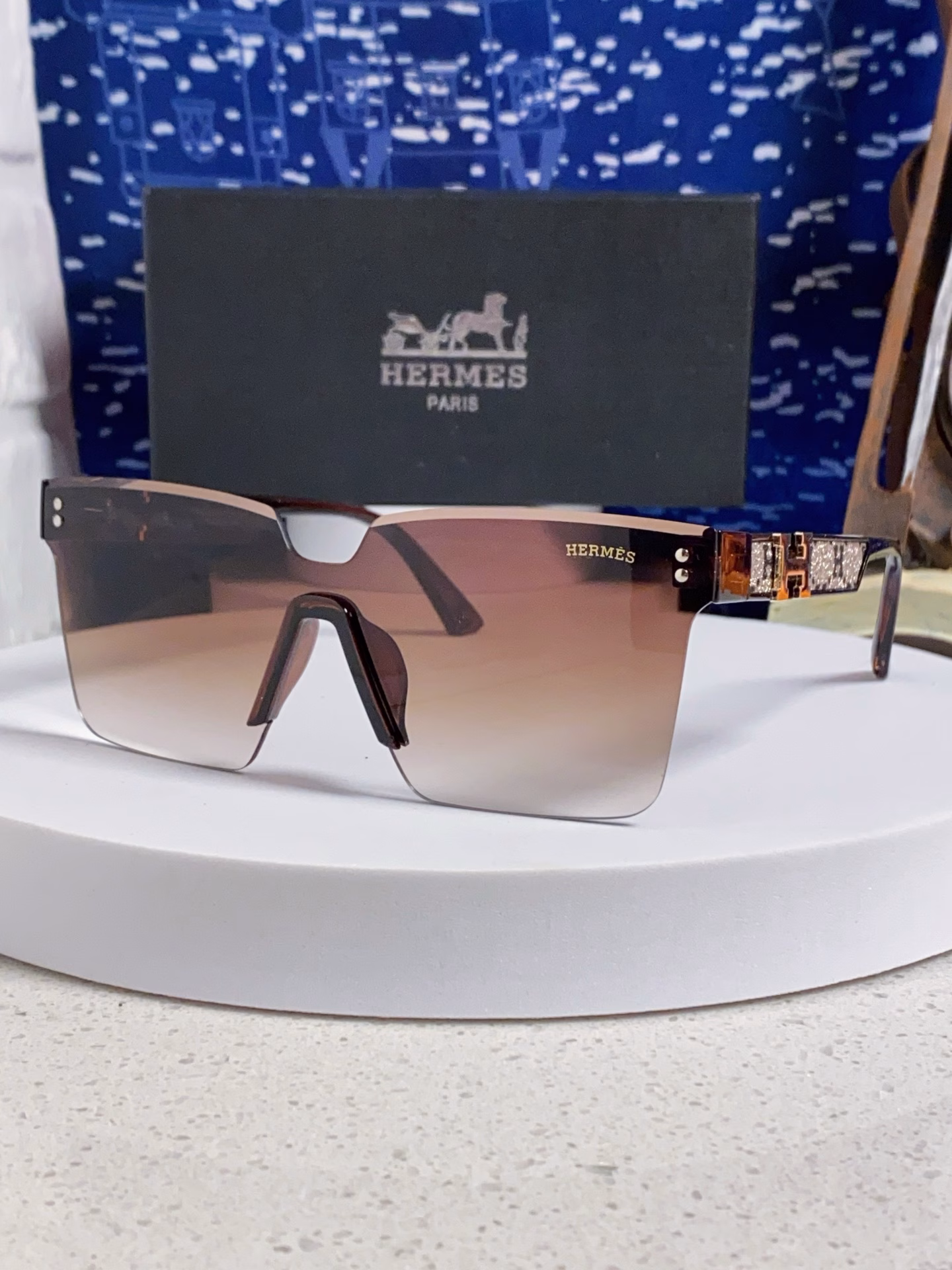 Hermes 2025 new women's sunglasses, high-end frameless, popular square and round face, slimming and elegant, sun protection and shading sunglasses