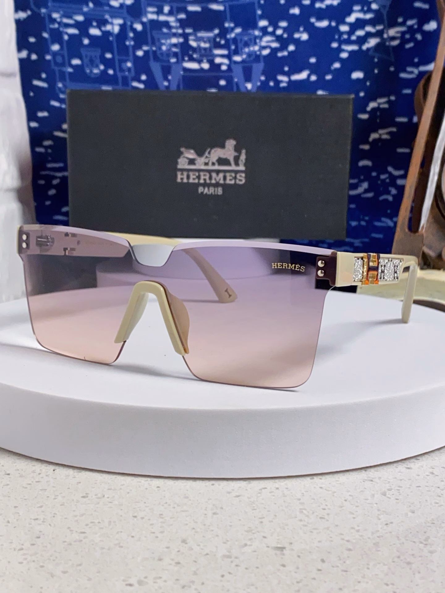 Hermes 2025 new women's sunglasses, high-end frameless, popular square and round face, slimming and elegant, sun protection and shading sunglasses