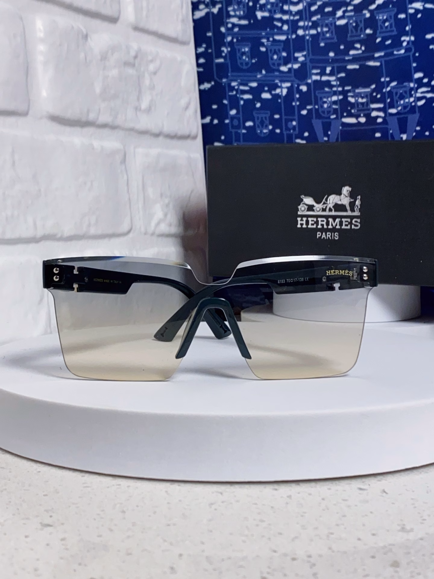 Hermes 2025 new women's sunglasses, high-end frameless, popular square and round face, slimming and elegant, sun protection and shading sunglasses