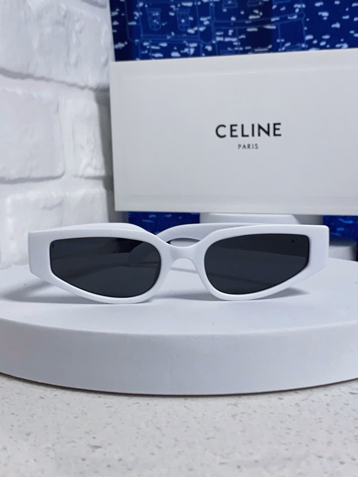 Celine 2025 new cat-eye sunglasses for men and women, high-end sunglasses for spring and summer, windproof, UV-proof and sun-proof
