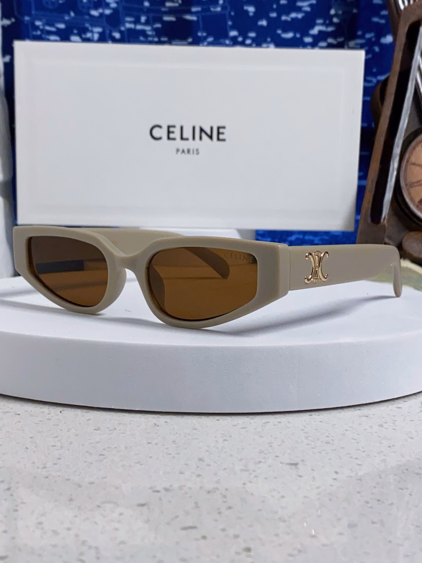 Celine 2025 new cat-eye sunglasses for men and women, high-end sunglasses for spring and summer, windproof, UV-proof and sun-proof