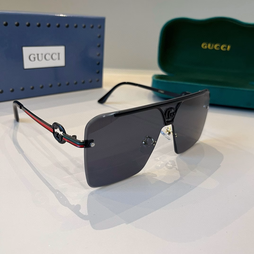 Crafted by a world-class master of GUCCI. Polarized sunglasses, high-end, trendy and fashionable, versatile men's style, versatile slimming face sunglasses, high quality! Driving sunglasses