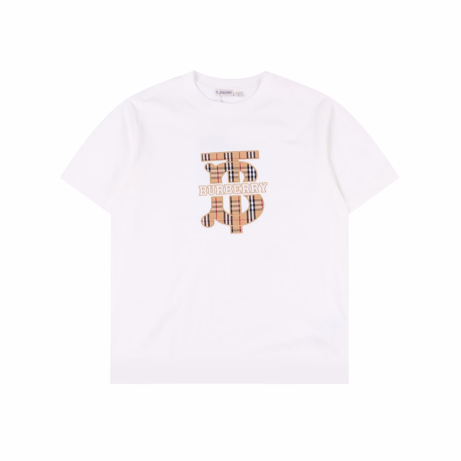 Burberry 25ss checkered TB patch embroidered letter short sleeveCustom-woven and custom-dyed 26-count 240g combed cotton fabric, very soft and comfortable to wearThe TB letter checkered fabric is embroidered by Tajima machine. The embroidery body is full and round, and the embroidery is full without missing stitches or broken threads. The water-washed label on the tag is consistent with the official current version.The collar thread is printed with the logo letter mark. The stitching is consistent with the original version. The shoulder double-strand stitching is exquisitely crafted, and the silhouette is slightly loose