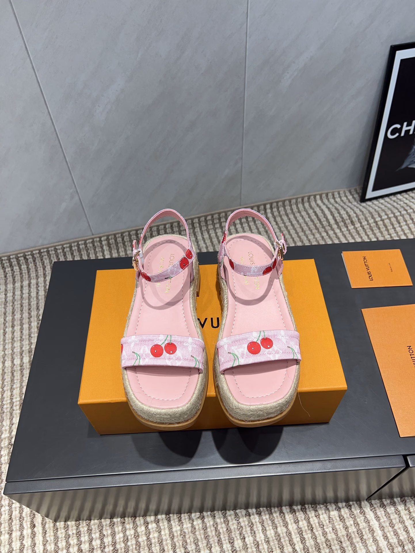 L*V Donkey 2025vs The latest summer blockbuster sandal collection…Retro hemp rope thick-soled sandals