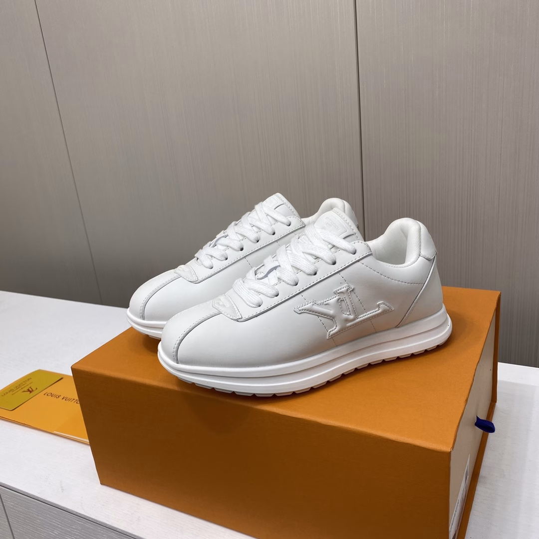 The new Louis Vuitton 25ss sneakers are cute and adorableThe 