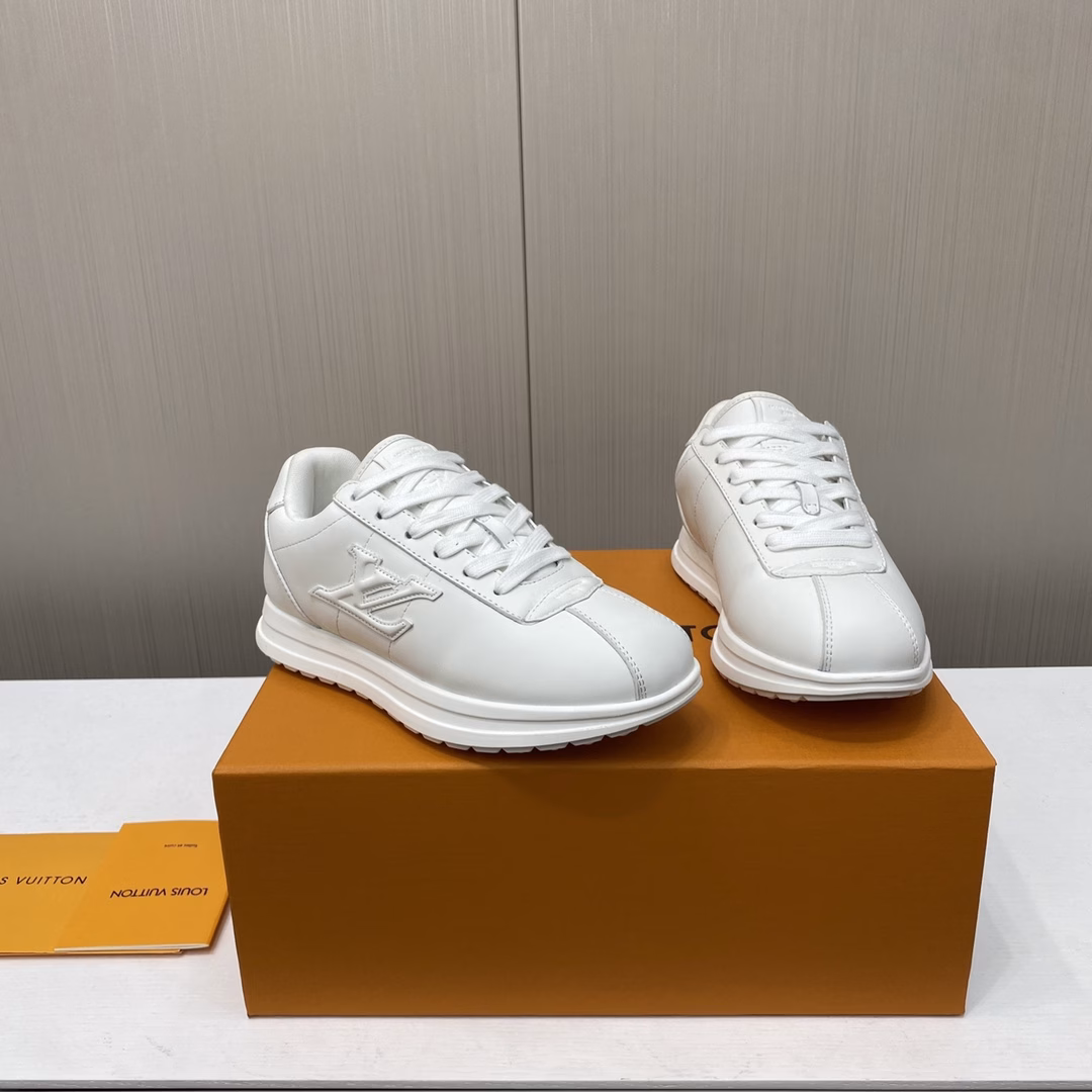 The new Louis Vuitton 25ss sneakers are cute and adorableThe 