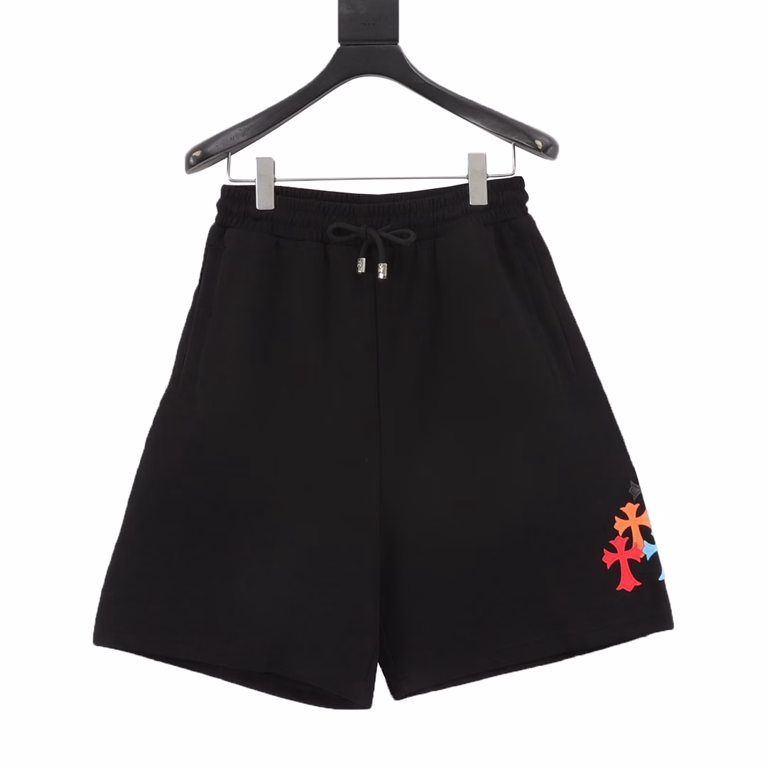 Chrome Hearts 25ss embroidered seven-color leather label shortsHand-cranking CUSTOM leather label ➕ Sanskrit embroidery pocket zipper designThe design of the elastic waist and drawstring waistband ensures a comfortable fit. The custom-made fabric has a loose fit