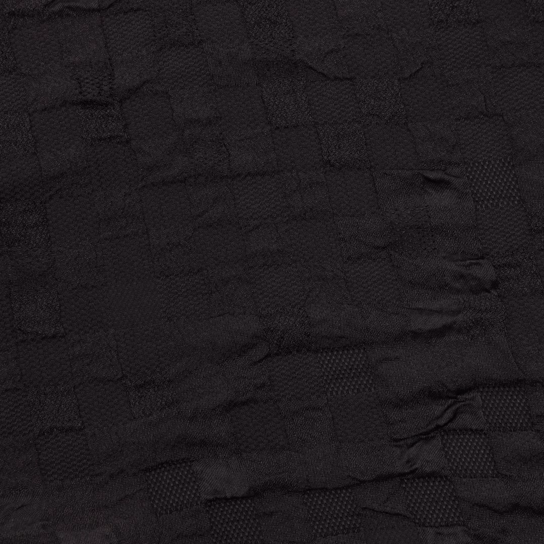 LOUIS VUITTON LV checkered jacquard suit short-sleeved shirtGenuine purchase, custom-made LV checkered bubble texture fabric, 75D interlining, custom-made fabric, positioning cutting bed, custom-made accessories, fitted silhouette