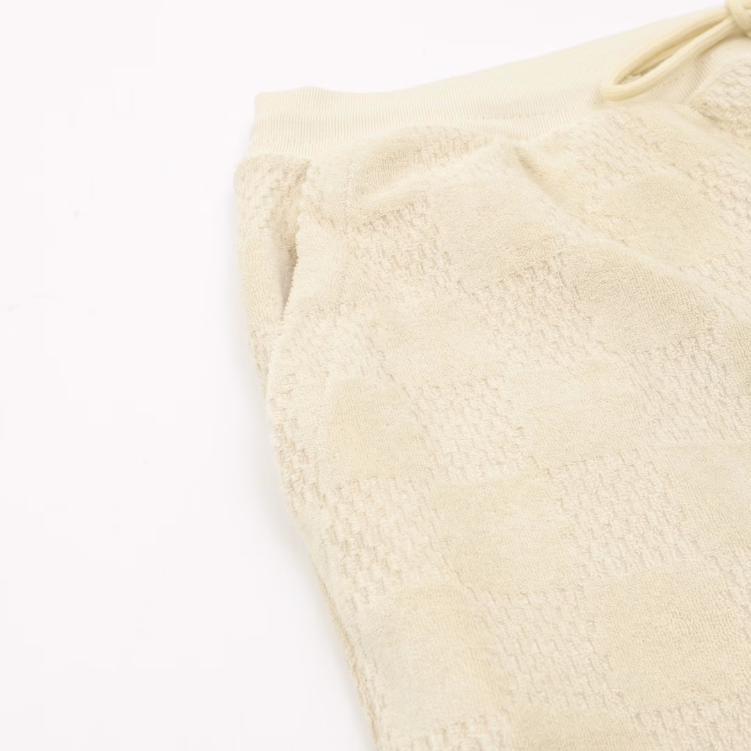LOUIS VUITTON LV checkered drawstring looped fabric shortsGenuine purchase, custom-made LV checkered all-cotton towel jacquard fabric, imported embroidery, custom-made fabric, positioning cutting bed, custom-made accessories, loose fit