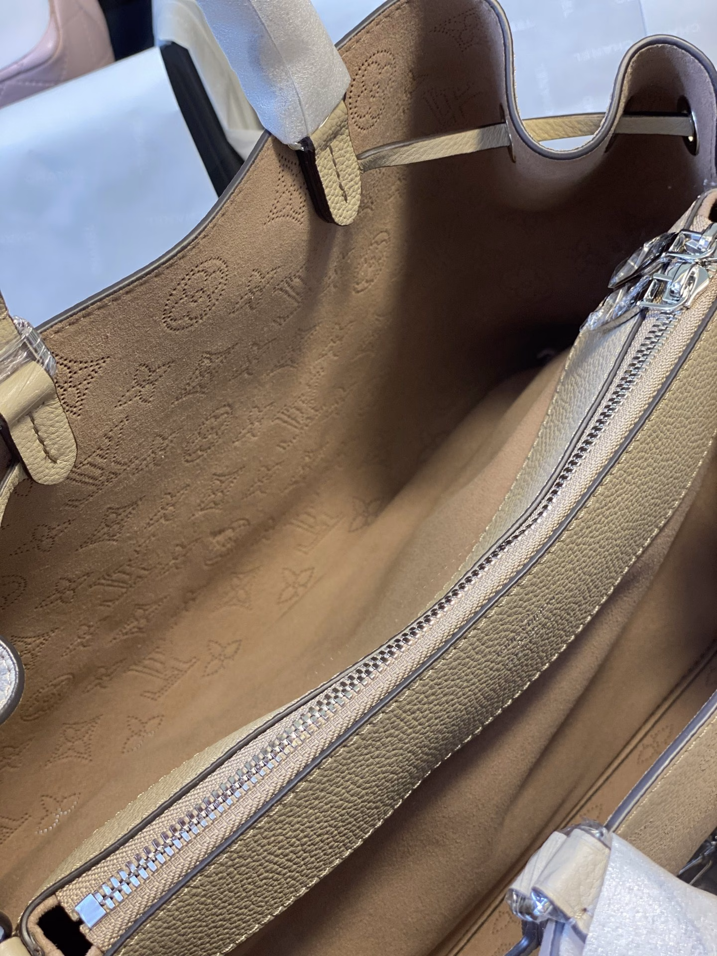 Real delivery photos, LV hollowed-out vegetable basket