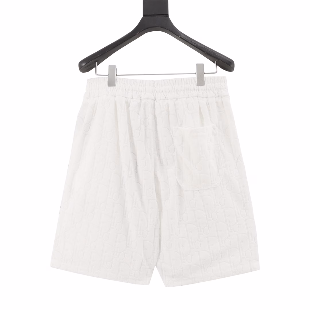 Dior 25ss dark pattern CD full print logo jacquard towel shorts25 new knitted shorts, custom fabrics use wafer cloth weaving, jacquard knitting technology,The version is tight and three-dimensional, the custom trouser rope hardware has a strong texture, smooth, comfortable and breathable upper body,The three-dimensional sense of the bumpy shape, fashionable and casual wear, full of old flowers