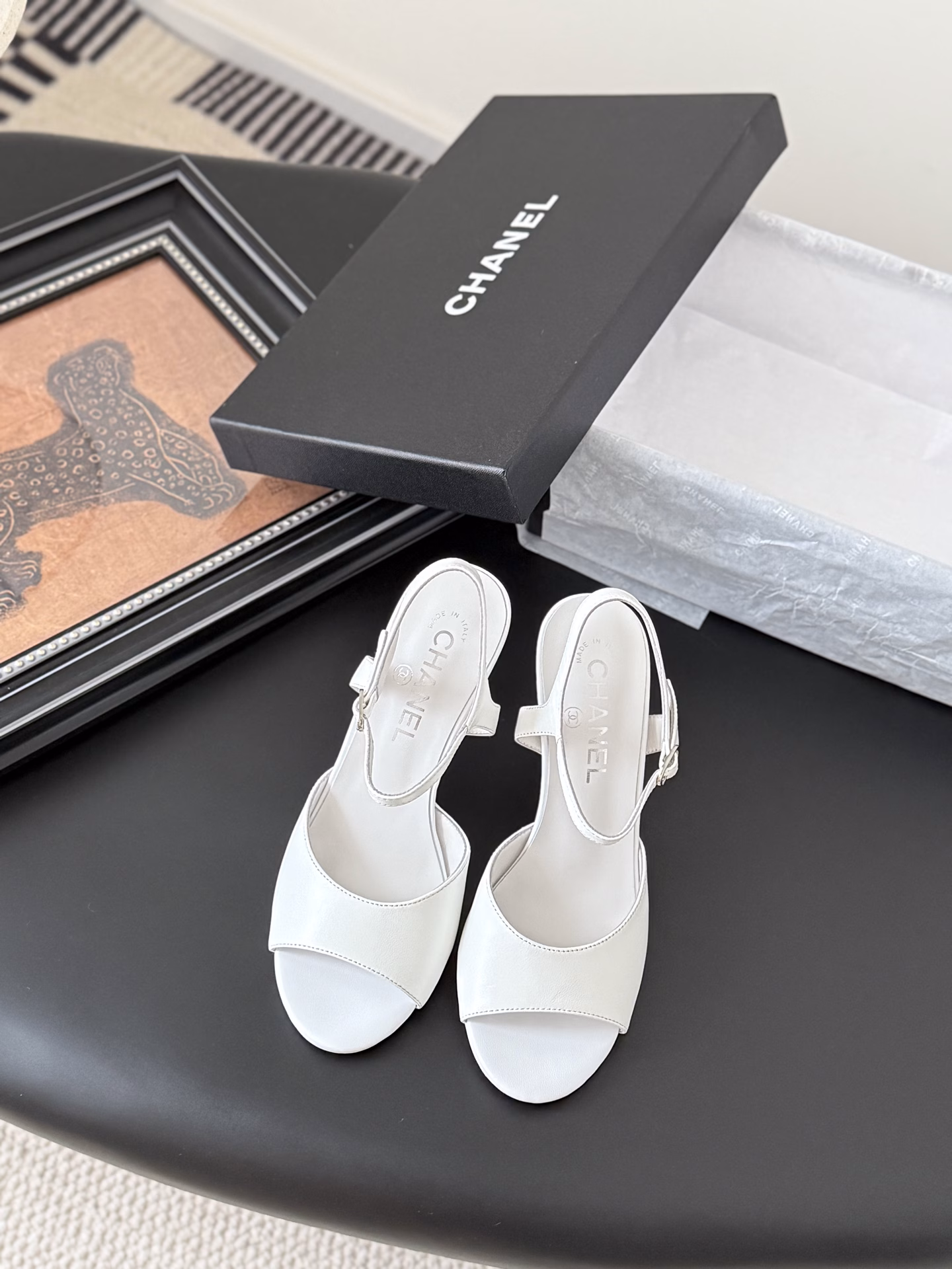 Chanel25 new high-heeled sandalsHigh-quality version, full color~Pearl embellishment on the heel, full of details!