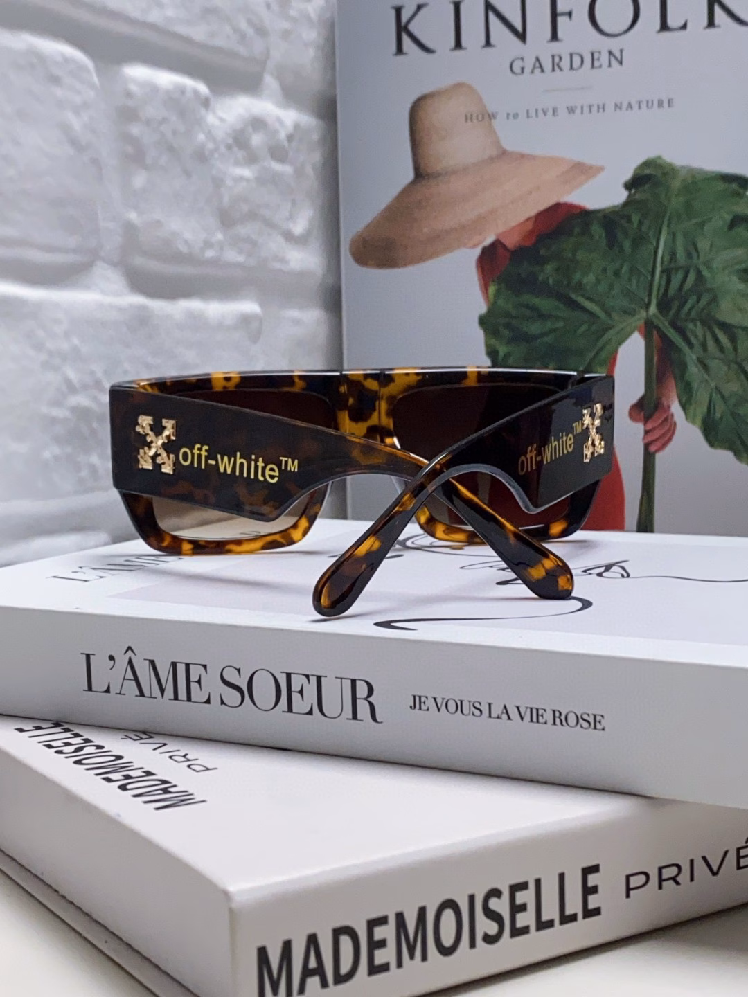 OFF WHITE🍂🍂 Large frame men's temperament sunglasses, big face slimming sunglasses, sun protection, unisex