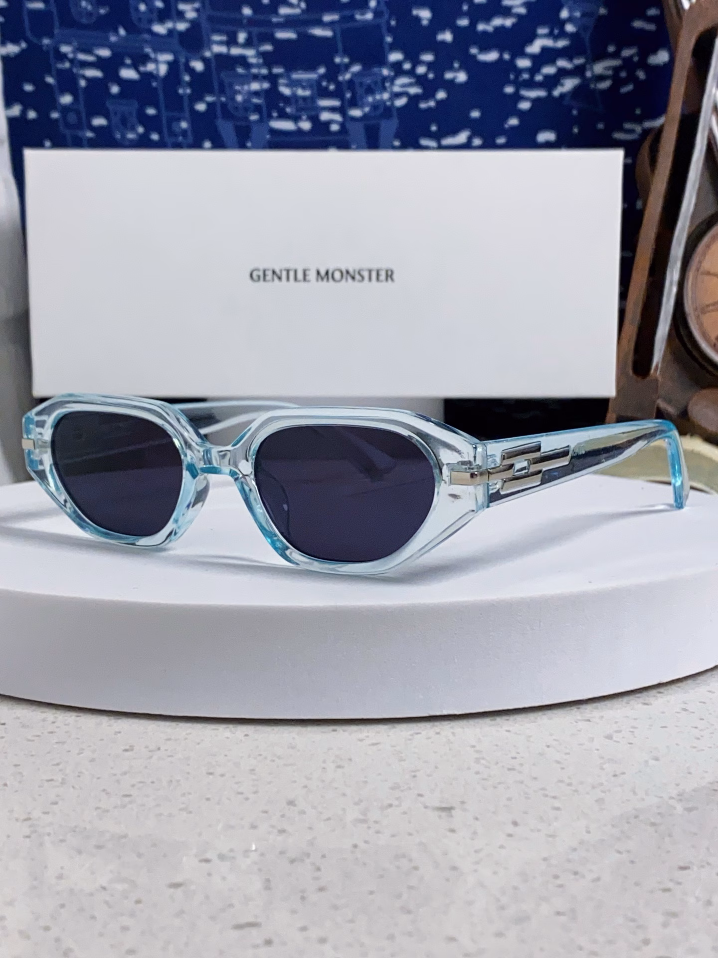 Gentle Moster (GM) 2025 new Korean style trendy personality sunglasses Cai Xukun same style couple Internet celebrity street shooting high-end sense ins cat-eye sunglasses for men and women